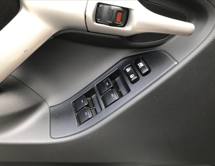 Toyota Verso 12