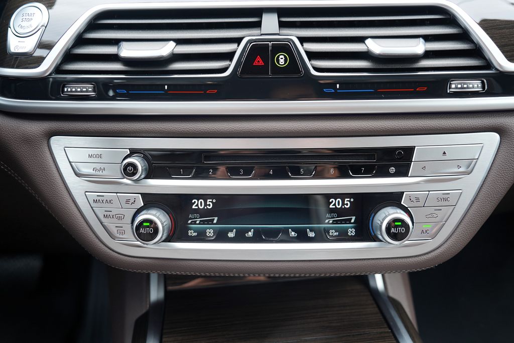 BMW Řada 7