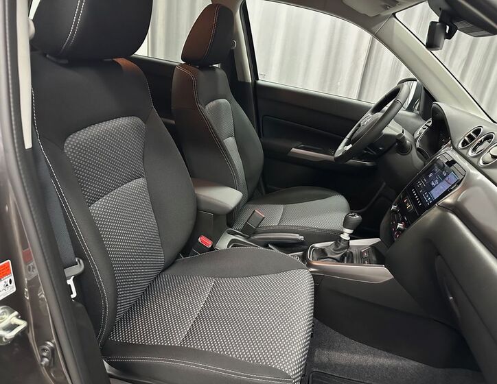 Suzuki Vitara 12