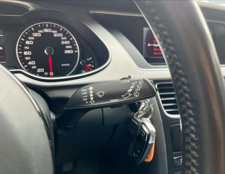 Audi A4 25