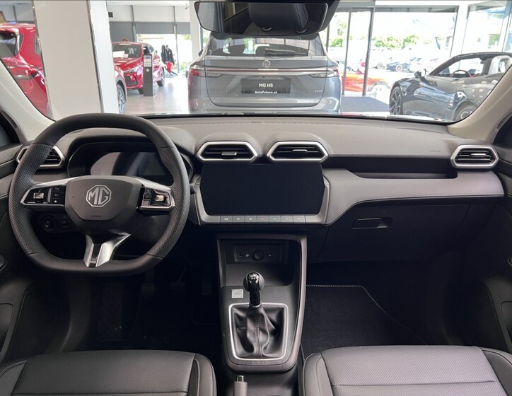 MG ZS 4