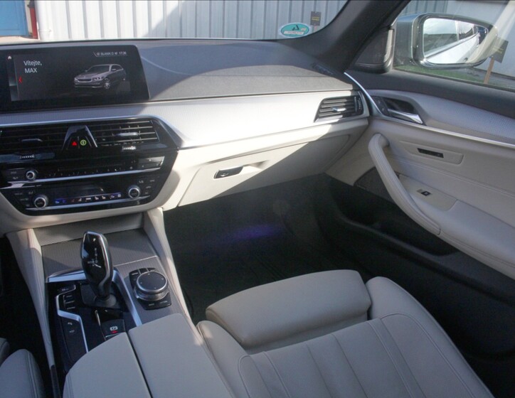 BMW Řada 5 16