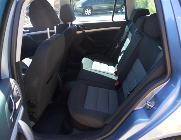 Škoda Octavia 16