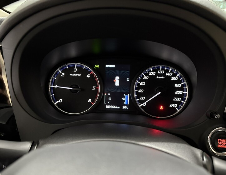 Mitsubishi Outlander 11