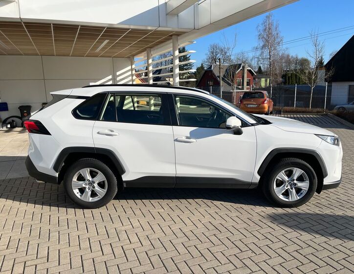 Toyota RAV4 7