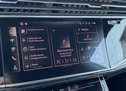 Audi Q8 40