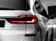 BMW X7 9