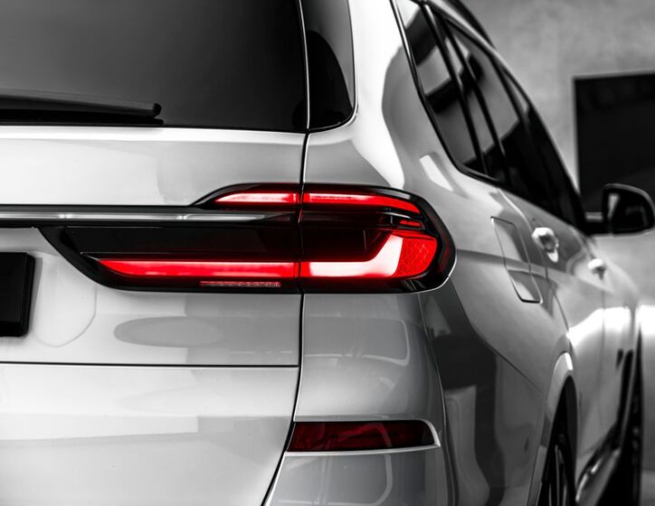 BMW X7 9