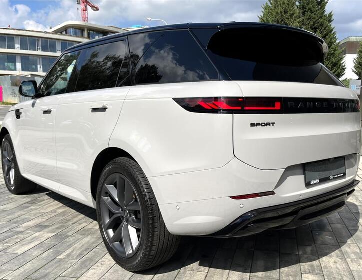 Land Rover Range Rover Sport 7