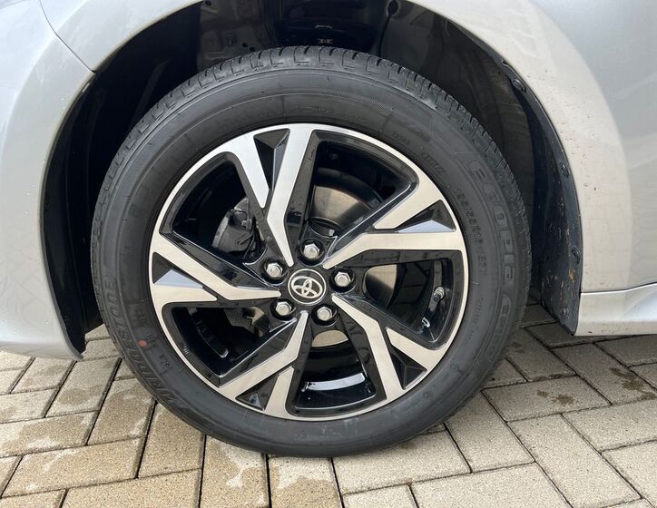 Toyota Yaris 26