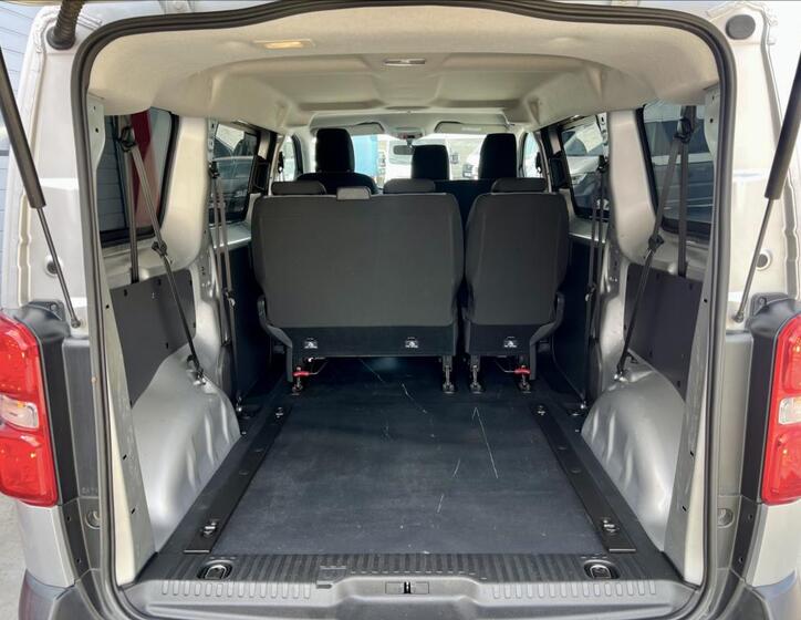 Peugeot Traveller 14