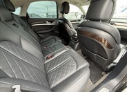Audi A8 43