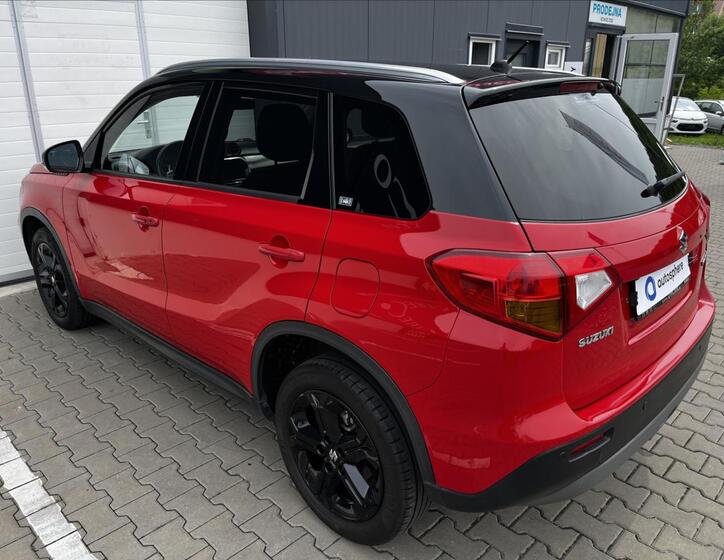 Suzuki Vitara 10