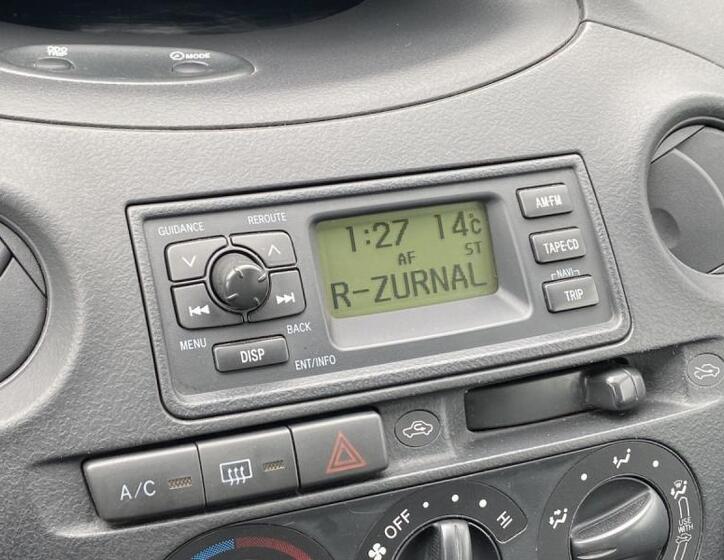 Toyota Yaris 14