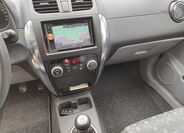 Suzuki SX4 17