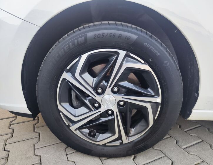 Hyundai i30 30