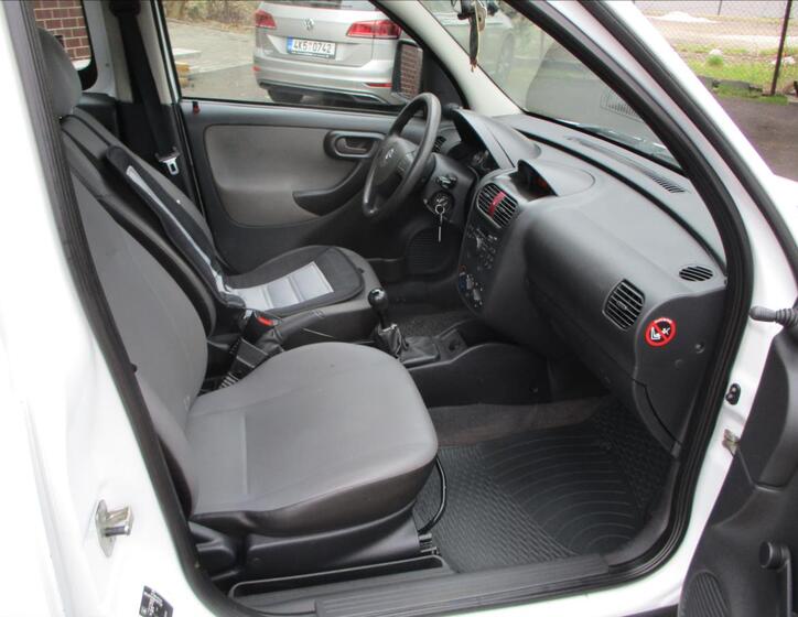 Opel Combo 15