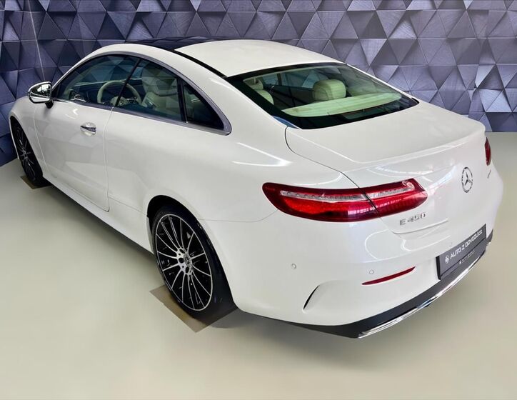 Mercedes-Benz Třídy E 5