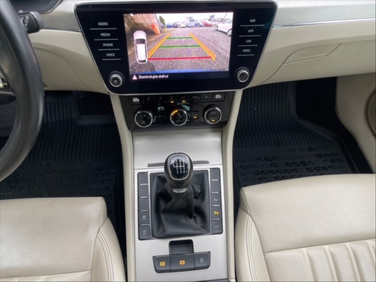 Škoda Superb