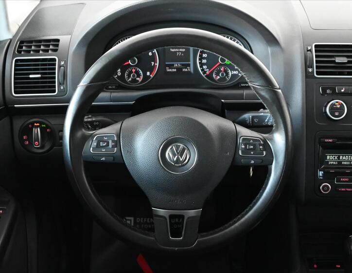 Volkswagen Touran 16