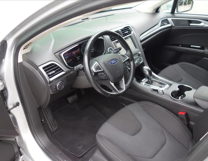 Ford Mondeo 17