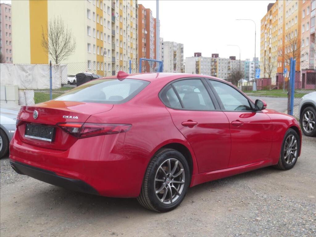 Alfa Romeo Giulia 3