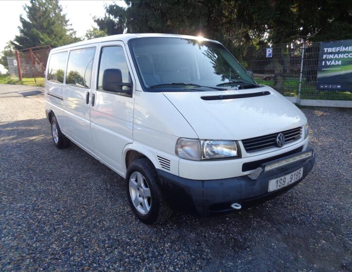 Volkswagen Transporter 1