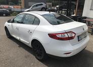 Renault Fluence 8