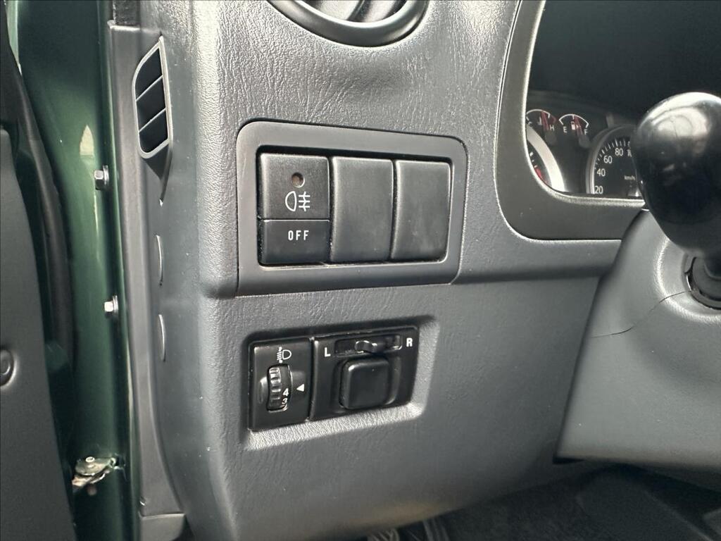 Suzuki Jimny 19