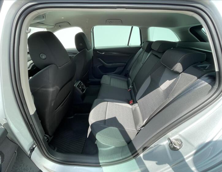 Škoda Octavia 16