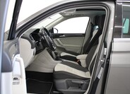 Volkswagen Tiguan 6