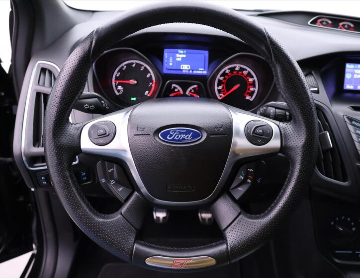 Ford Focus 16