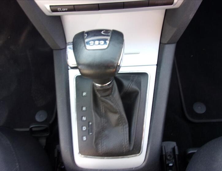 Škoda Octavia 14