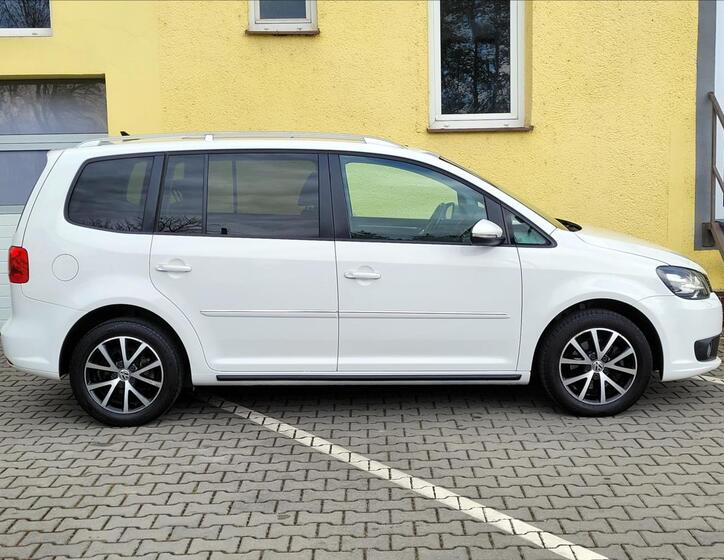 Volkswagen Touran 9