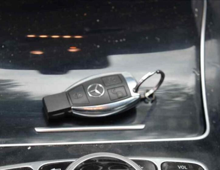 Mercedes-Benz Třídy C 33