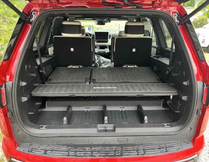 Toyota Sequoia 16