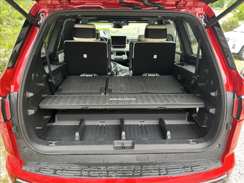 Toyota Sequoia