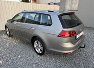 Volkswagen Golf 10