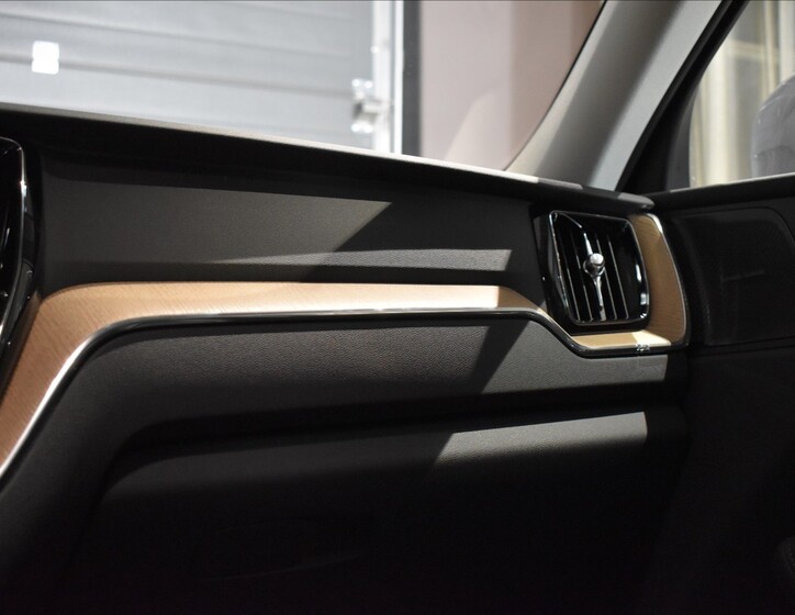 Volvo XC60 24