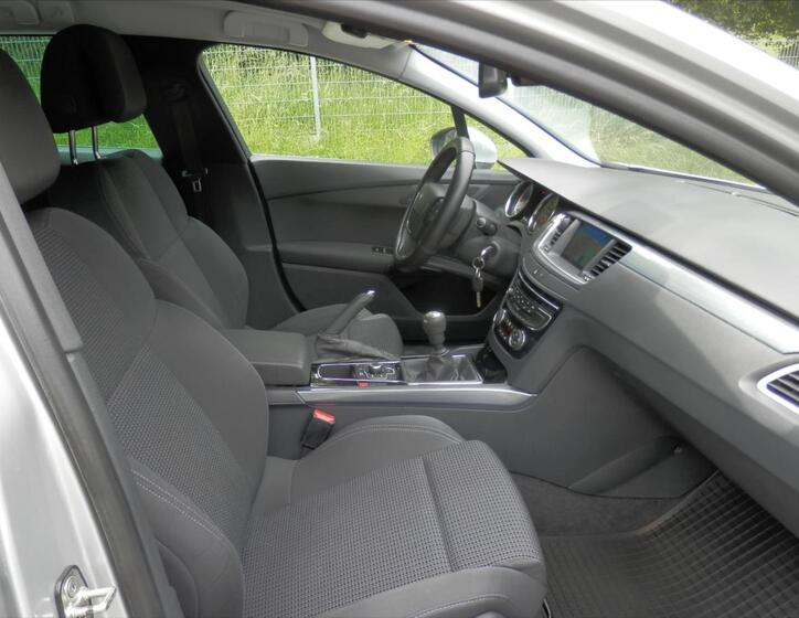 Peugeot 508 13