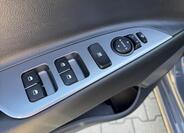 KIA Rio 11