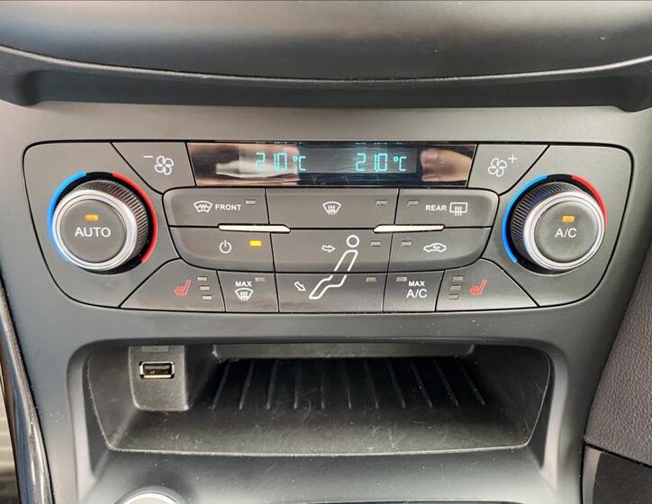 Ford Focus 33