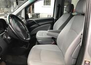 Mercedes-Benz Viano 4