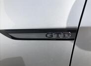 Volkswagen Golf 26