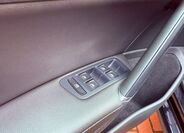 Volkswagen Golf 12