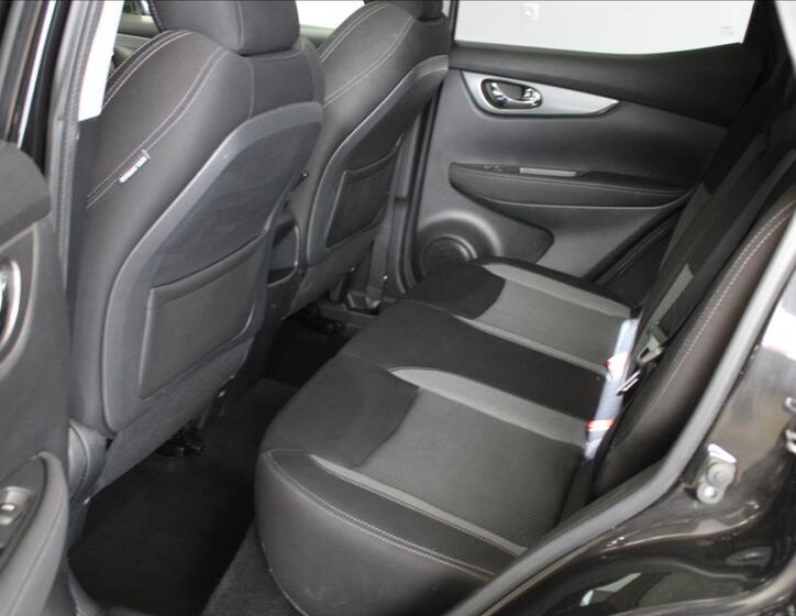 Nissan Qashqai 15