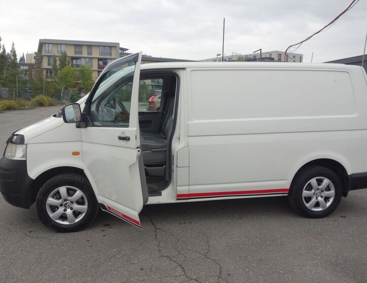 Volkswagen Transporter 13