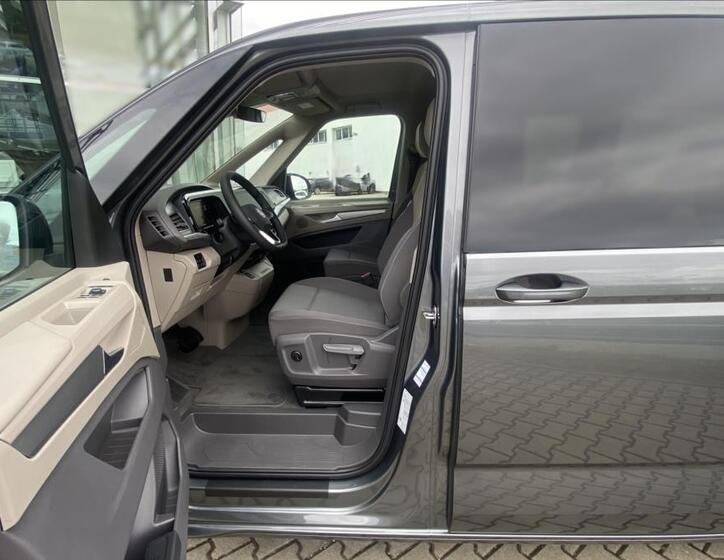 Volkswagen Multivan 6