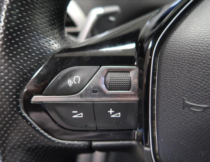 Peugeot 5008 15