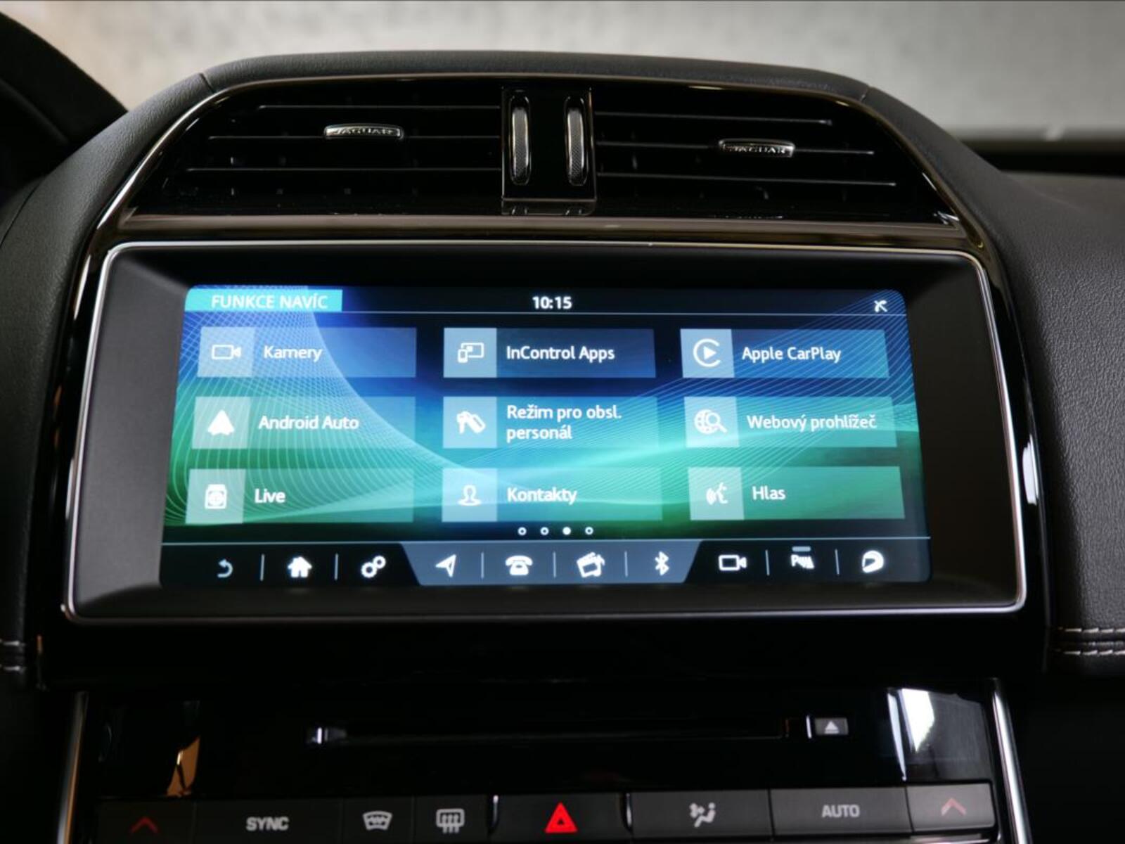 Jaguar XE 27